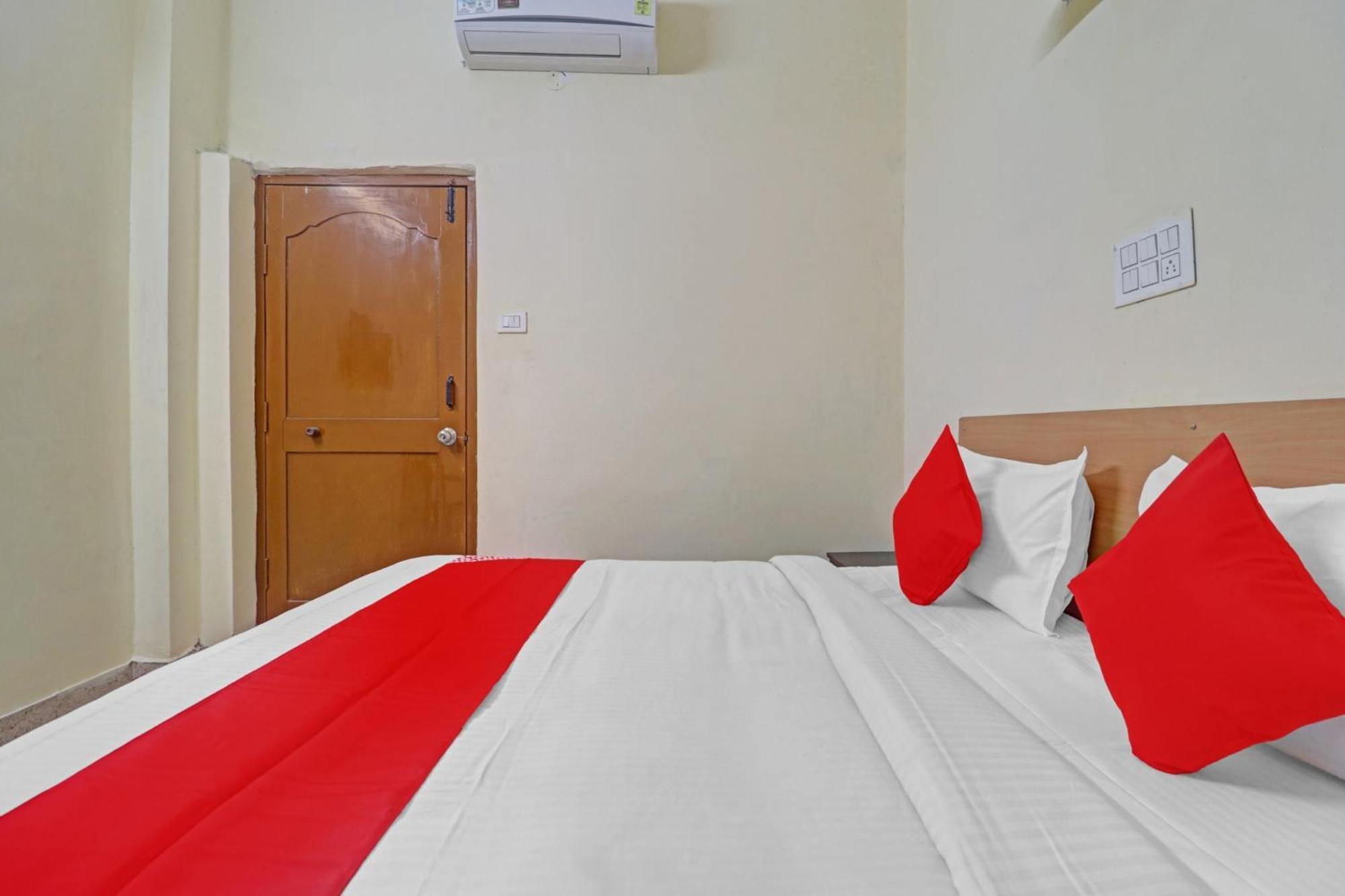 Super Hotel O Rbs Square Langer Houz Haidar Sahibguda Exterior photo